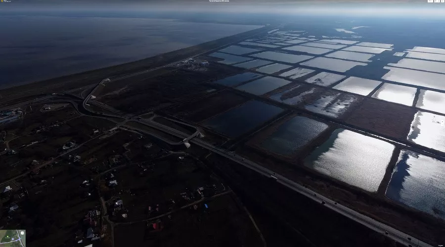 Вид на Краснодарское водохранилище от аула Тугургой &copy;&nbsp;Скриншот панорамы yandex.ru/maps 2022 года