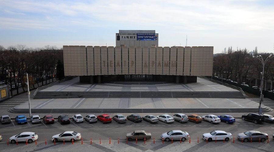 Краснодарский академический театр драмы им. Горького © Фото Елены Синеок, Юга.ру