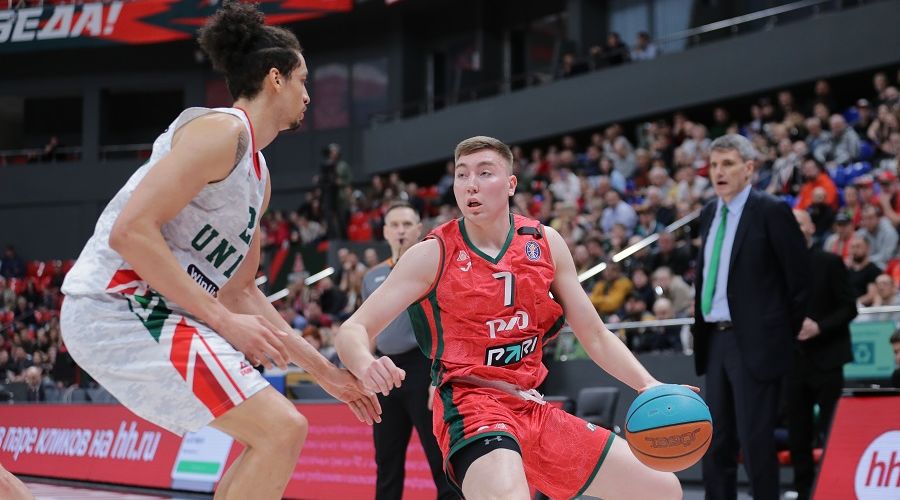 Кирилл Темиров («Локомотив-Кубань») против Исмаэля Бако (УНИКС), 26 марта 2024 г. &copy;&nbsp;Фото Фёдора Обмайкина