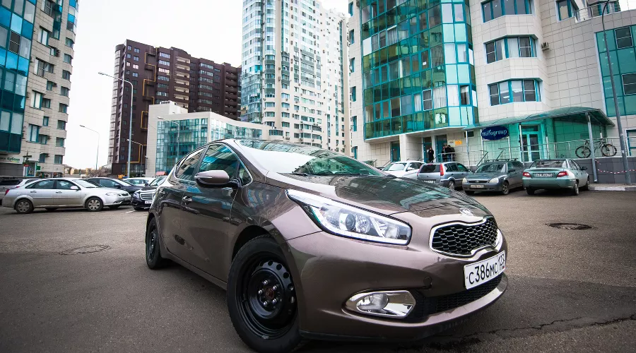 Kia Ceed &copy;&nbsp;Фото Елены Синеок, Юга.ру