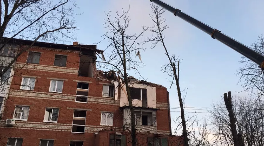 Работы в доме на ул. Славянской, 75 &copy;&nbsp;Фото пресс-службы администрации Краснодара