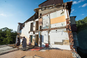 Взорвавшийся дом по ул. Славянской © Фото Елены Синеок, Юга.ру