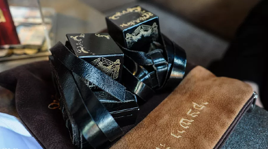 Мицва танка - мобильная синагога на колесах в Сочи &copy;&nbsp;Нина Зотина, ЮГА.ру