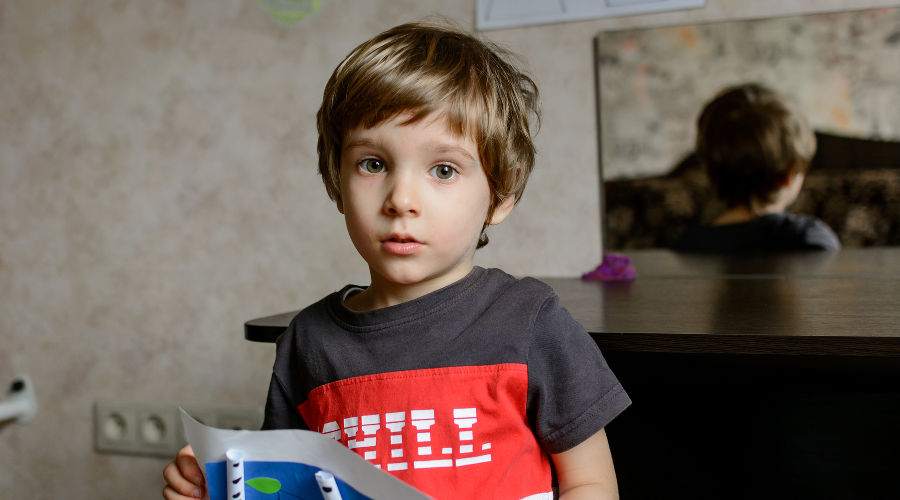 Давиду Бобоеву 4 года и он родился слабослышащим © Фото предоставлено пресс-службой благотворительного фонда «Русфонд»