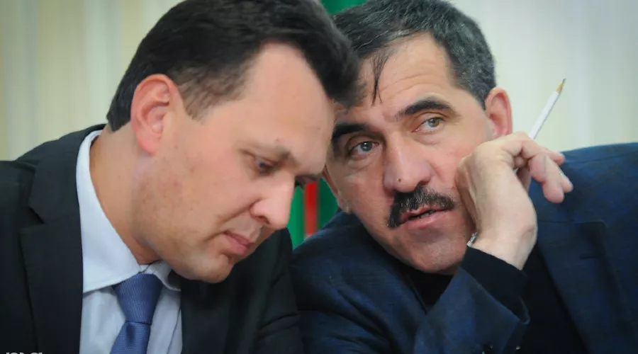 Сергей Верещагин и Юнус-Бек Евкуров &copy;&nbsp;Елена Синеок, ЮГА.ру