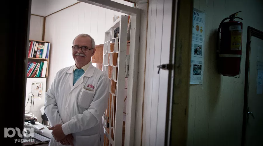 Врач-фтизиатр в медчасти при ИК-14 &copy;&nbsp;Елена Синеок, ЮГА.ру