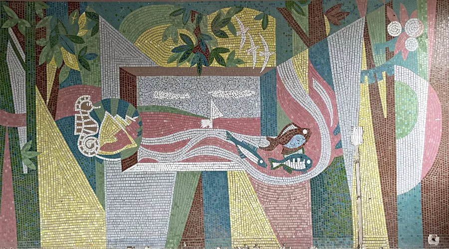 Мозаика в литере Ц по адресу улица Зиповская, 5 &copy;&nbsp;Фото Алексея Угольникова