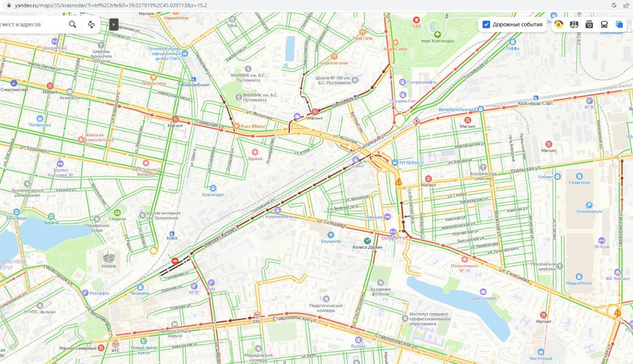 Краснодар перекрыли движение сегодня. Улица Новороссийская в Краснодаре на карте. В Краснодаре перекрыли дороги. Пробки Краснодар.