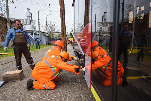 Новый трехсекционный трамвай "Витязь"  © Елена Синеок, ЮГА.ру
