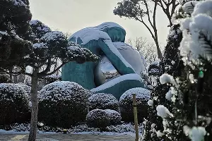 Скульптура «Гайа» в «Парке облаков» парка «Краснодар» &copy;&nbsp;Скриншот публикации в телеграм-канале парка &laquo;Краснодар&raquo;, t.me/parkkrd