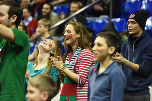 "Локомотив-Кубань" переиграл турецкую "Дарушшафаку" © Елена Синеок, ЮГА.ру
