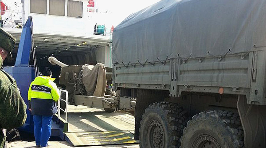 Порт Крым 13 марта 2014 года &copy;&nbsp;Фото Юга.ру