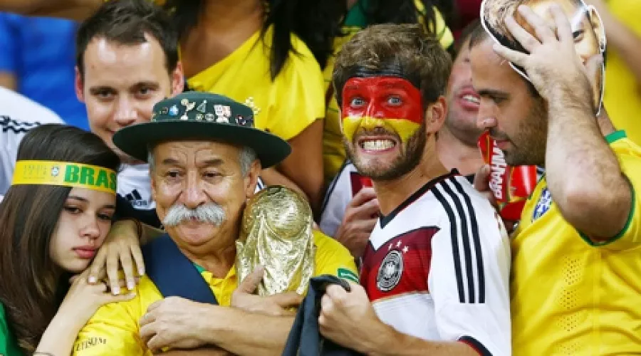 Болельщики сборной Бразилии  &copy;&nbsp;Фото с сайта sport.ru