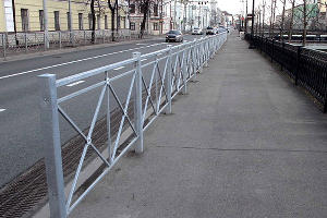 Заборы в Казани © Фото с сайта evening-kazan.ru