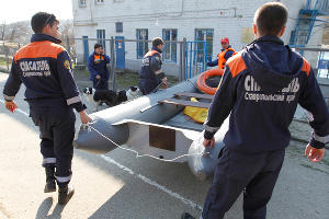 Учения спасателей в Ставрополе © Эдуард Корниенко, ЮГА.ру