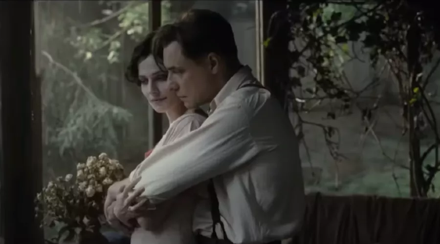 Кадр из трейлера к фильму «Мастер и Маргарита» &copy;&nbsp;Скриншот видео с YouTube-канала &laquo;Киноафиша Трейлеры&raquo;, www.youtube.com/@user-be3kb8ny3m