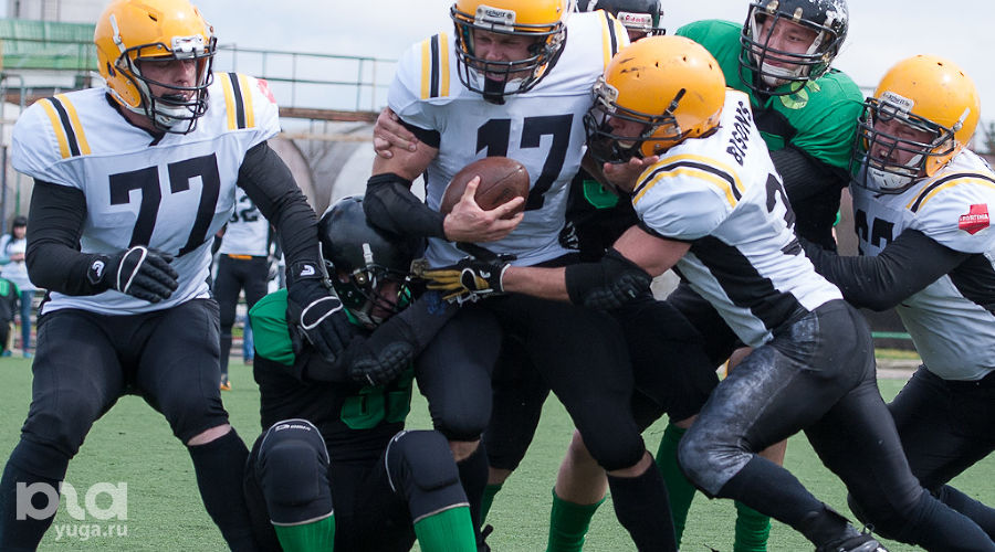 "Краснодарские бизоны" сыграли со "Ставропольскими камнями" © Фото Михаила Ступина, Юга.ру