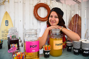 Фестиваль серф-культуры Locals Only в Сочи &copy;&nbsp;Фото Елены Синеок, Юга.ру