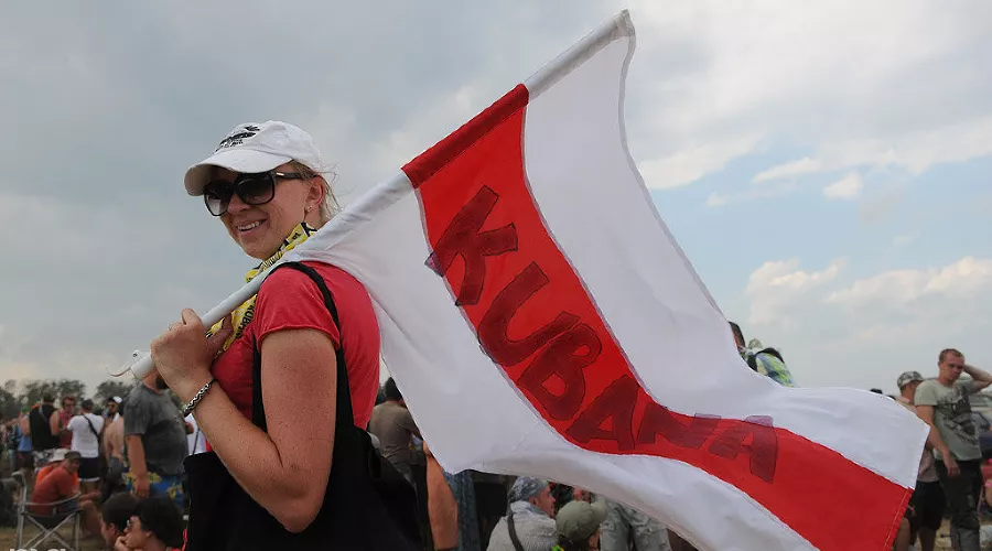 Очередь перед кассами на фестивале KUBANA &copy;&nbsp;Елена Синеок, ЮГА.ру