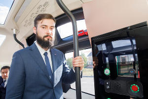 Презентация беспилотного электробуса в «Сколково» © Фото пресс-службы «Ростелекома»