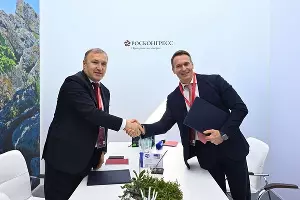  Глава Адыгеи Мурат Кумпилов и гендиректор «Почты России» Михаил Волков &copy;&nbsp;Фото Алексея Гусева