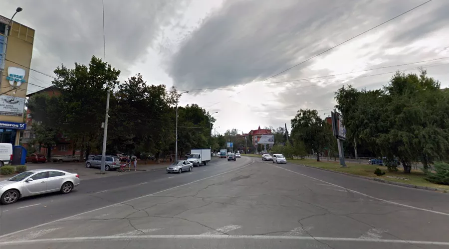 Улица Тургенева неподалеку от пересечения с Дзержинского &copy;&nbsp;Скриншот сайта Google.com/maps