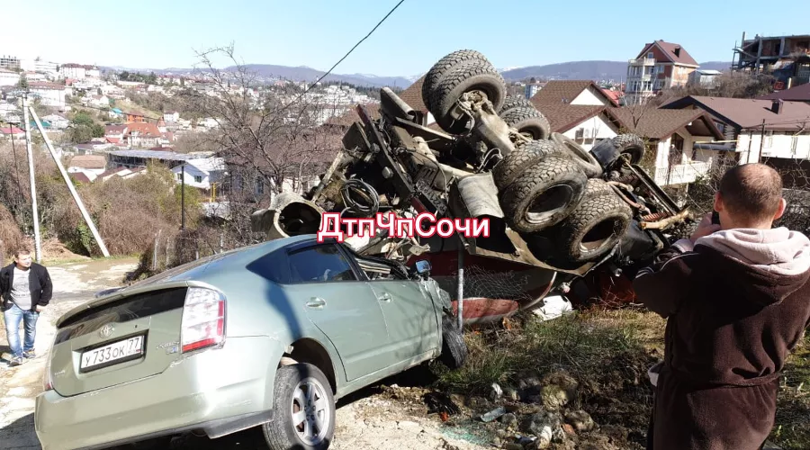  &copy;&nbsp;Фото из группы &laquo;ДТП и ЧП | Сочи&raquo;, vk.com/dtpsochi
