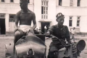 Немецкие солдаты на улице Красной, август 1942 года &copy;&nbsp;Фото с сайта myekaterinodar.ru