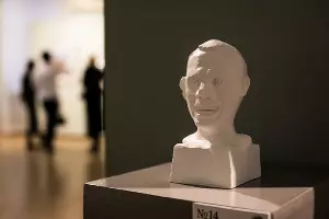 Выставка аукциона MOST, &laquo;Гагарин&raquo;, серия &laquo;Вожди&raquo;, Василий Субботин &copy;&nbsp;Фото Елены Синеок, Юга.ру