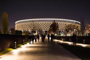 Парк «Краснодар»  с новогодней подсветкой &copy;&nbsp;Фото Елены Синеок, Юга.ру