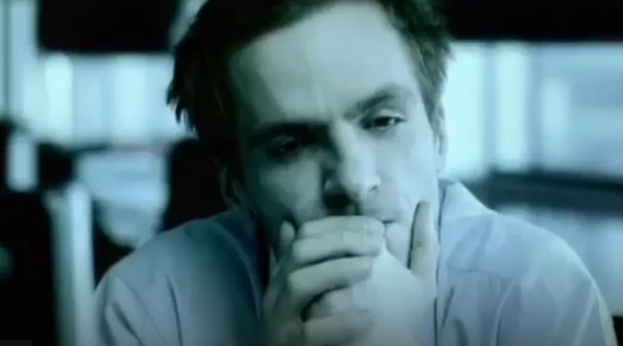 Кадр из клипа Save me группы Morandi &copy;&nbsp;Скриншот видео с Rutube-канала &laquo;Performing Passion&raquo;