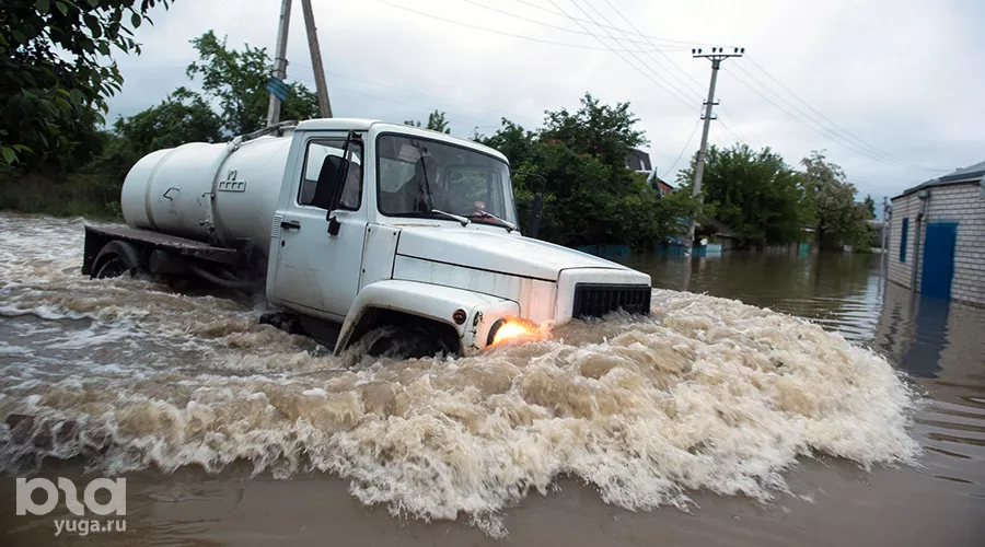 Подтопление в селе Левокумка Ставропольского края &copy;&nbsp;Фото Антона Подгайко, Юга.ру