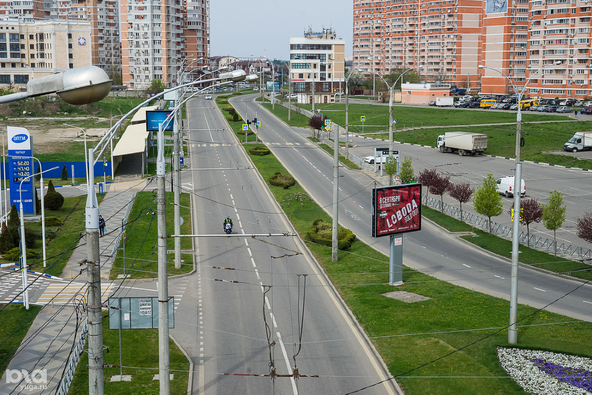 Проспекты краснодарского края. Проспекты улиц Краснодара. Краснодар пустые улицы. Краснодар проспект. Пустой город Краснодар.