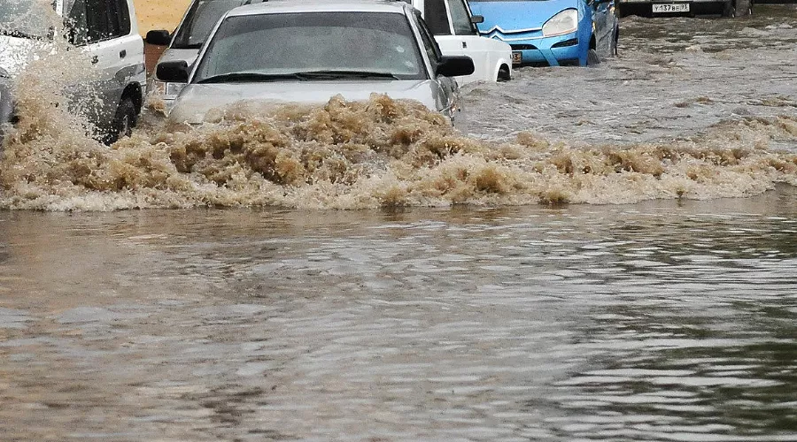 Ливень в Краснодаре &copy;&nbsp;Фото Михаила Ступина, Юга.ру