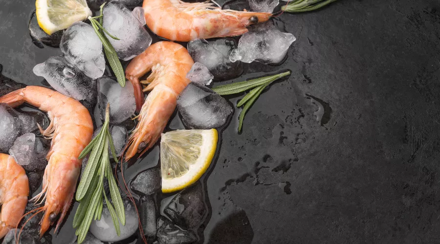 Креветки &copy;&nbsp;фото пользователя freepik с сайта ru.freepik.com/