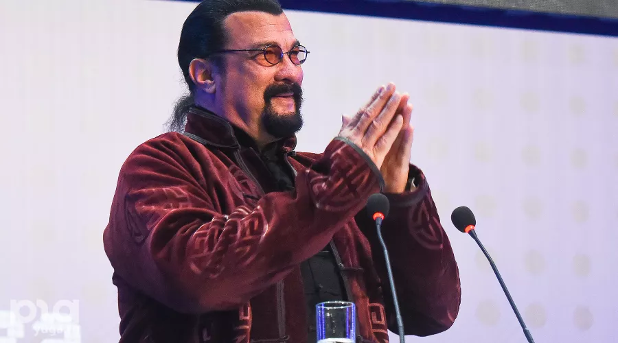 Стивен Сигал. Форум «Дело за малым» &copy;&nbsp;Фото Елены Синеок, Юга.ру