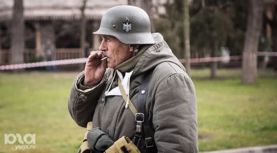 Реконструкция Дня освобождения Краснодара от фашистов &copy;&nbsp;Фото Елены Синеок, Юга.ру