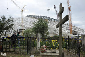 Староверы отметили Радоницу на кладбище центре Олимпийского парка в Сочи  &copy;&nbsp;Михаил Мордасов, ЮГА.ру