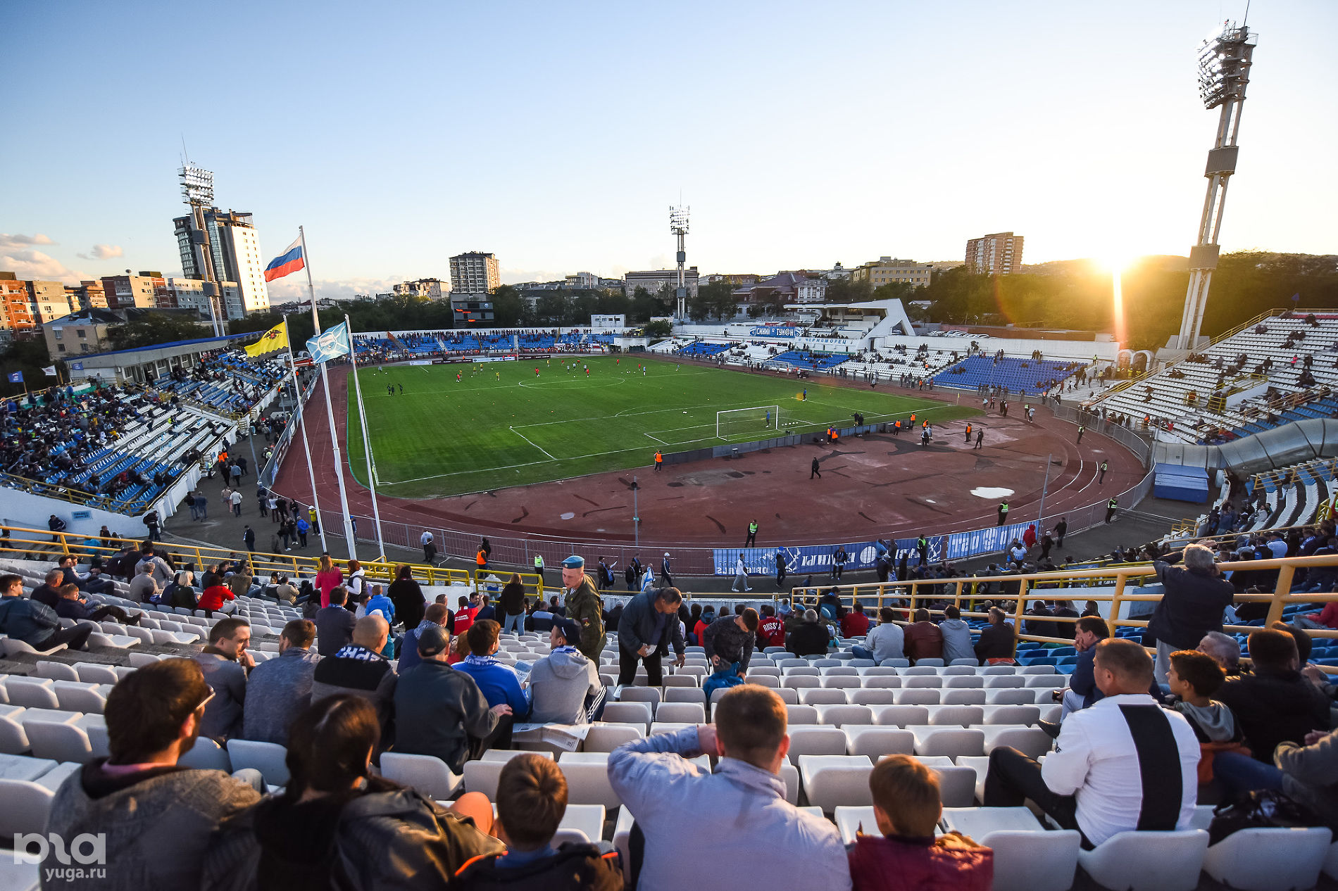 Центральный стадион Новороссийска © Фото Елены Синеок, Юга.ру