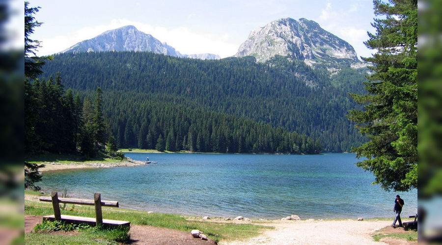 Черное озеро в Черногории © Фото Nije bitno, CC BY-SA 3.0 с сайте wikimedia.org