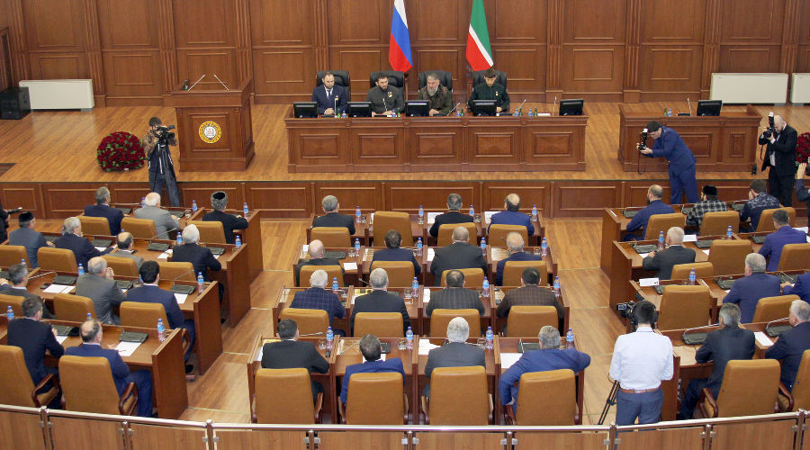 Парламент Чеченской Республики © Фото пресс-службы парламента ЧР