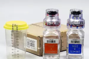 Контейнеры для допинг-проб BEREG-KIT &copy;&nbsp;Фото с сайта berlinger.com