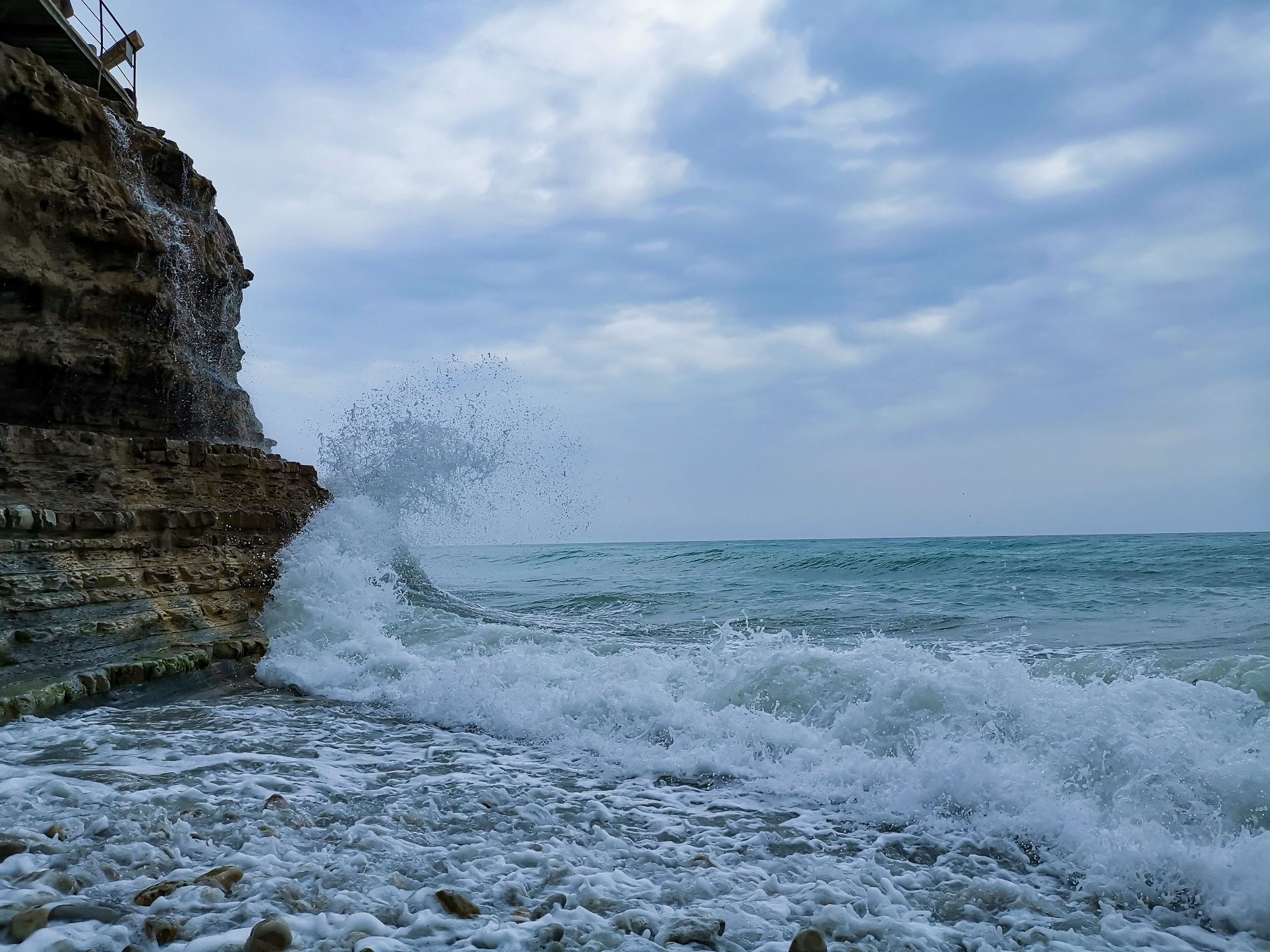 Пляж «Сосновка» в Геленджике © Фото Марии Карагёзовой