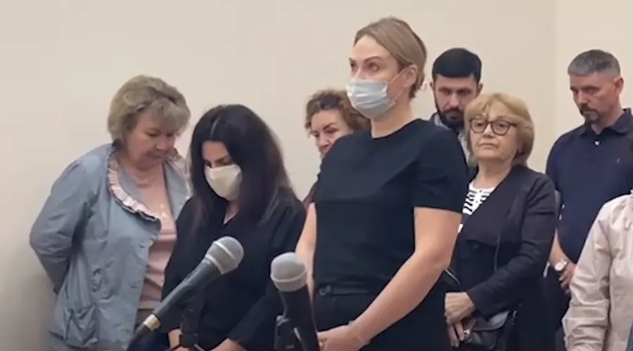 Осужденные по делу КПК «Народное достояние» в Новороссийске. Скриншот видео Объединенной пресс-службы судов  &copy;&nbsp;https://www.youtube.com/watch?v=apjA0X2_Fb4