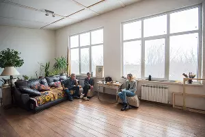 В мастерской Валерия и Инны Цукахиных &copy;&nbsp;Фото Елены Синеок, Юга.ру