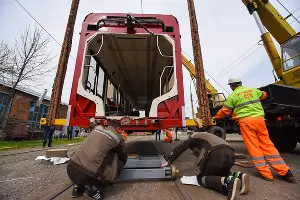 Новый трехсекционный трамвай "Витязь"  &copy;&nbsp;Елена Синеок, ЮГА.ру