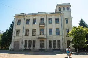 Доходный дом подрядчика Ф. Н. Акулова в Краснодаре &copy;&nbsp;Фото Елены Синеок, Юга.ру