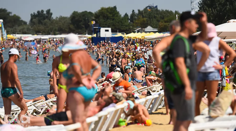 Пляж в Анапе &copy;&nbsp;Фото Елены Синеок, Юга.ру