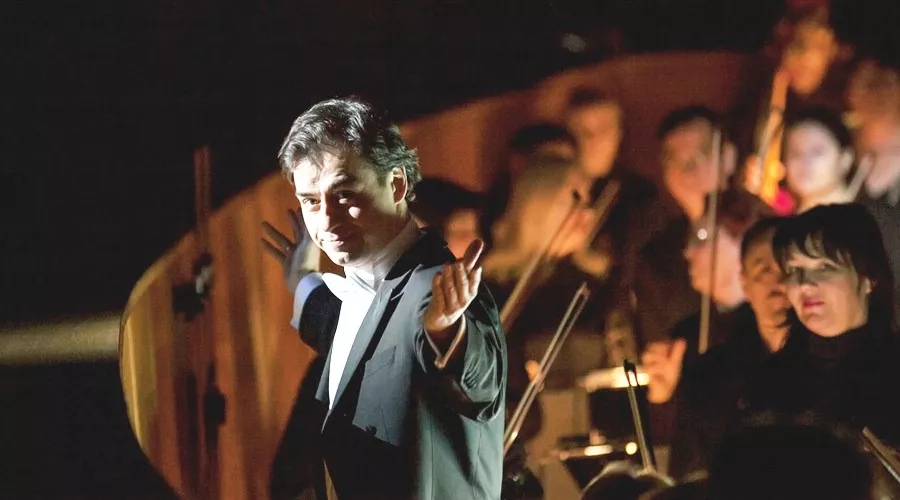 Владислав Карклин &copy;&nbsp;Фото Татьяны Зубковой, предоставлено пресс-службой ТО &laquo;Премьера&raquo;