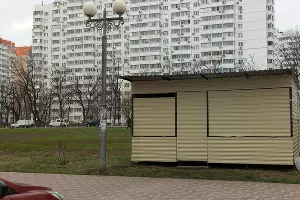 Ларьки на улице Героев-Разведчиков &copy;&nbsp;Андрей Малеваный Юга.ру